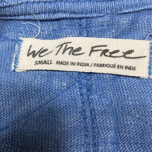 We The Free T Shirt Size Small Blue Oversized Loose Fit Exposed Seams - Picture 6 of 8